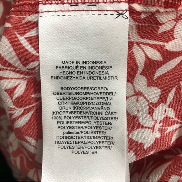 Lauren Ralph Lauren Crepe Flutter Sleeve Floral Button Front Top Medium EUC - Picture 8 of 9